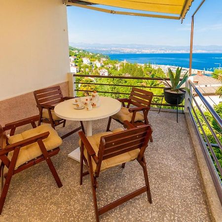 Apartment Hana Ičići エクステリア 写真